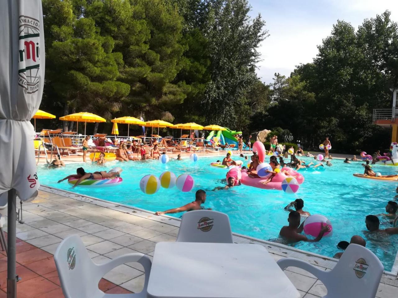 Villaggio Camping Golfo Di Arzachena Cannigione Eksteriør bilde