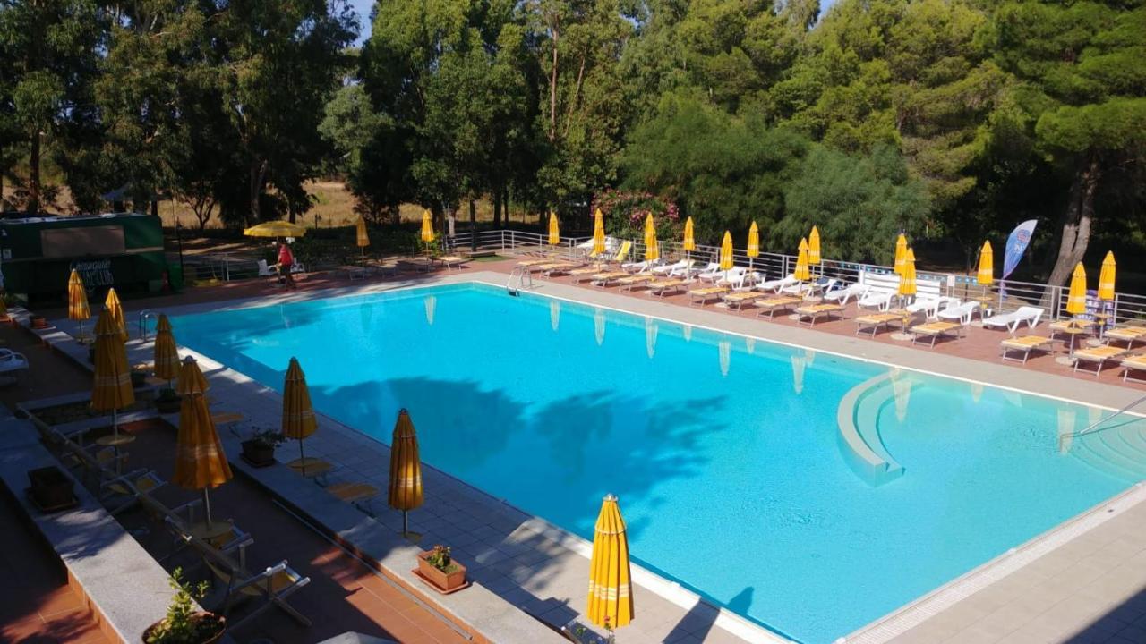 Villaggio Camping Golfo Di Arzachena Cannigione Eksteriør bilde